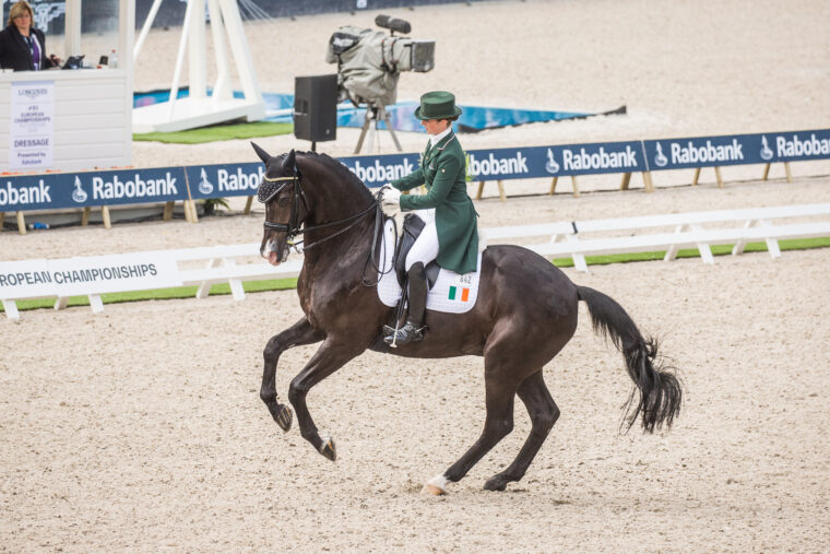 Anke Judy Reynolds met Vancouver