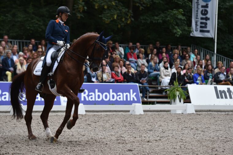 MADELEINE WITTE VREES met CENNIN