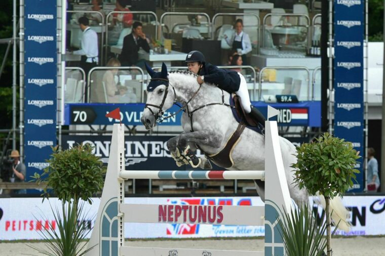 70 Dana Blue VLEUTEN Maikel van der NL Vd Vleuten 5