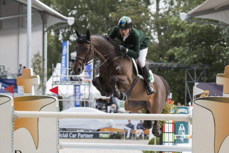 Rsz pessoa rodrigo status