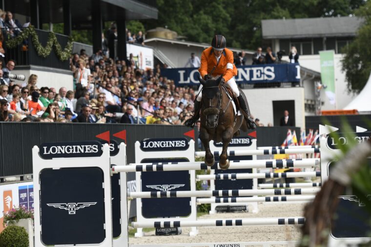 BJS176942 Don VHP Harrie Smolders