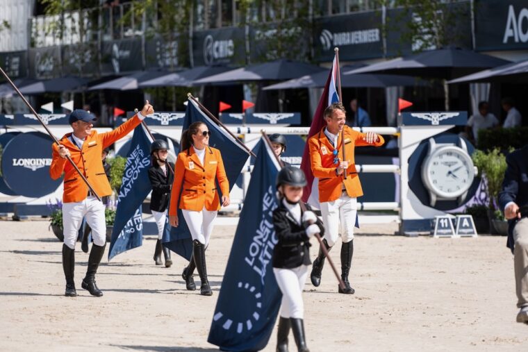 CF Longine nations League vlaggenparade 4253