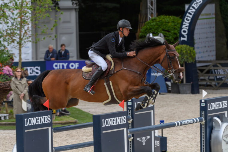 NB Kevin Jochems Captain Cooper NED D515550