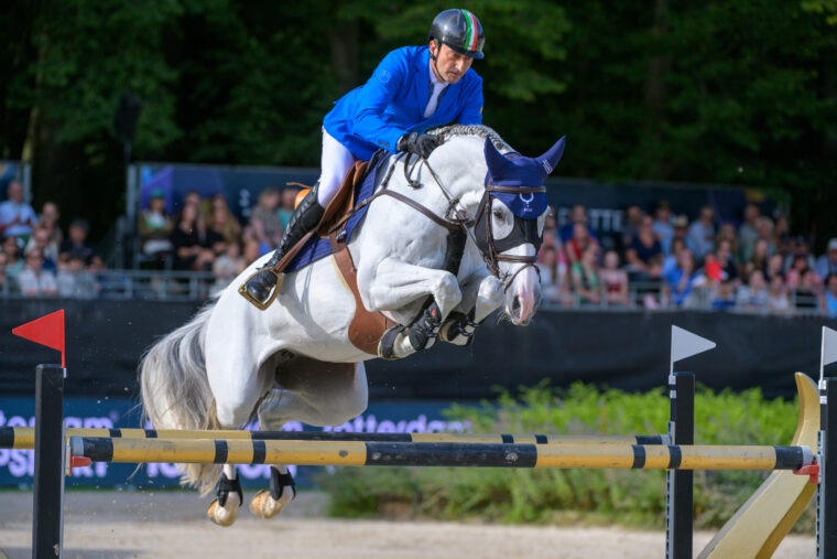 NB 175 Piergiorgio Bucci Kiss me Fabulesse ITA N56 5630