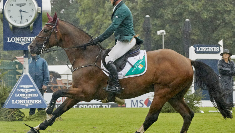 Anthony Codon IRL riding SFS Aristio LW