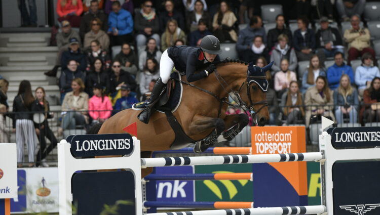 BJS9272 125 Luibanta BH Amanda Derbyshire