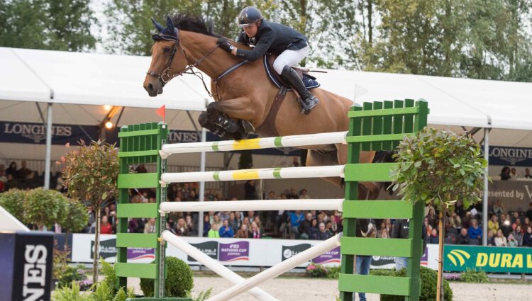 Jamie Kermond Six Bar