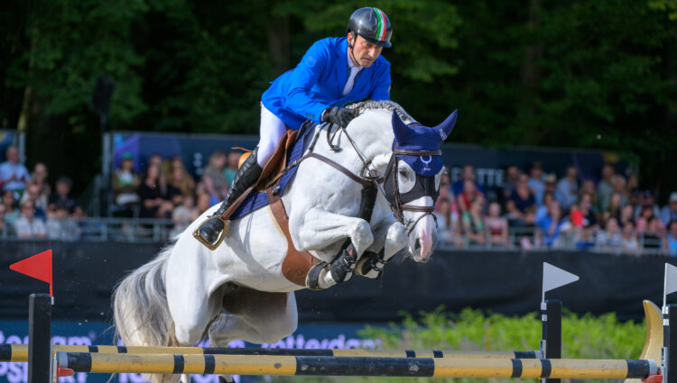 NB 175 Piergiorgio Bucci Kiss me Fabulesse ITA N56 5630