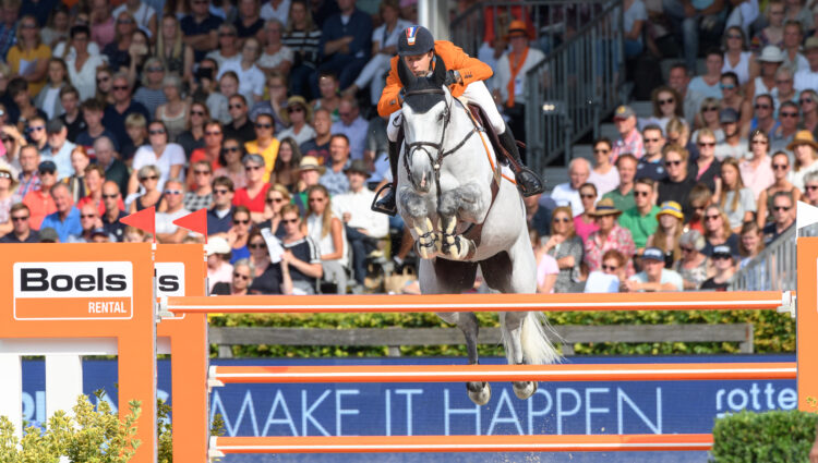 NB Maikel van der Vleuten Dana Blue NED S M Grey 2008 Mr B DS5 3150