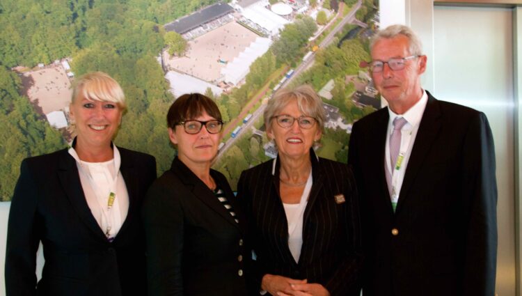 Jury springen 7908