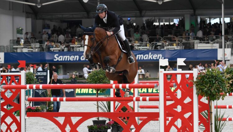 Winnaar portclub Jacintha v Kriekenhof MCAULEY Mark